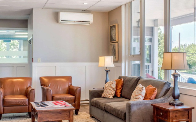 Comfort Inn