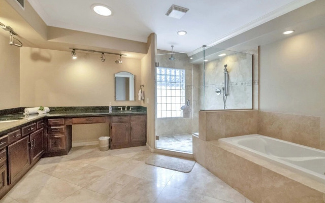 Just Listed! Kierland Home w Htd Pool and Hot tub