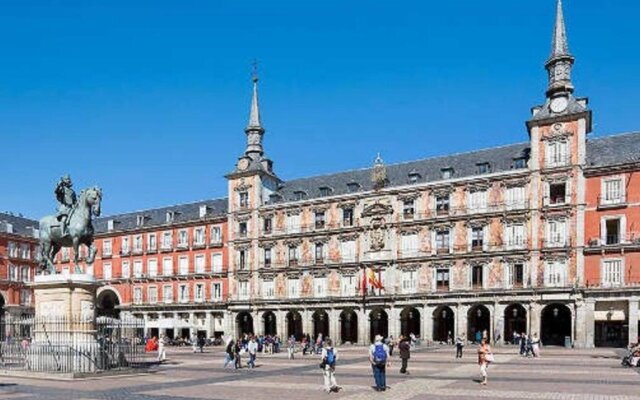 Madrid Center apartment next Plaza Mayor by Batuecas