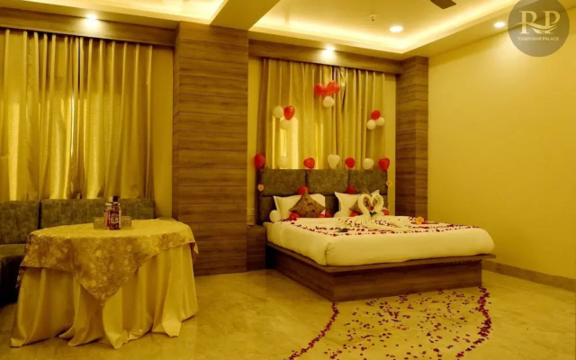 Raghubar Palace