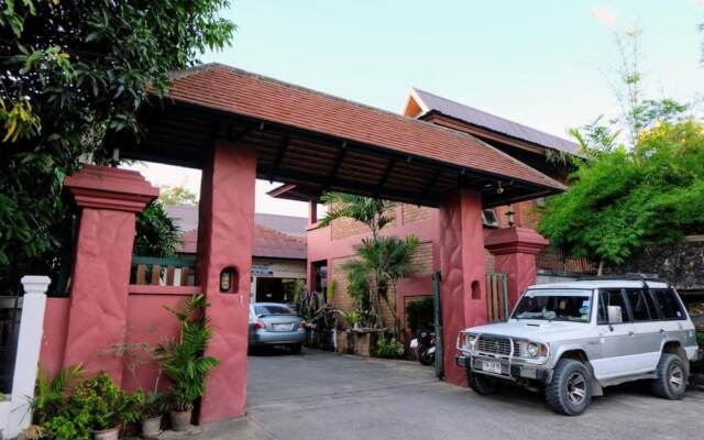 Red Brick Guesthouse