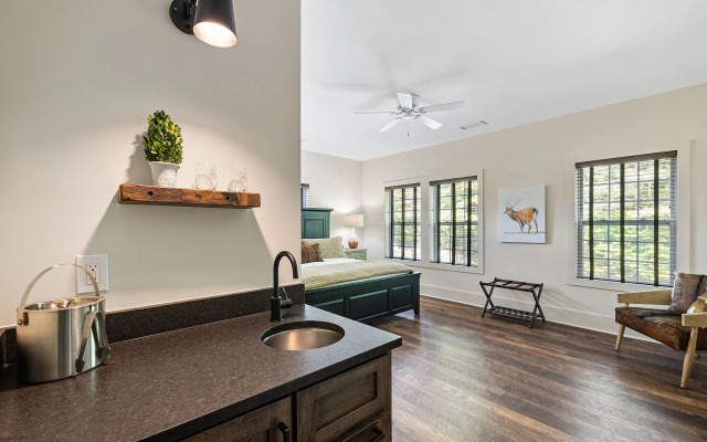 The Blowing Rock Manor