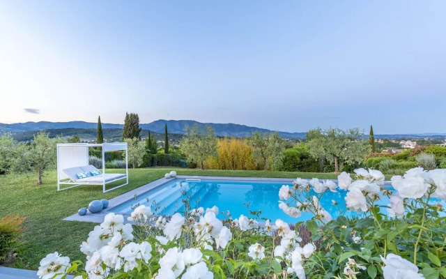 The Secret Escape Villa