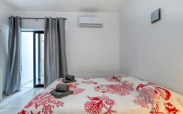 Azula Bright and Airy 2 Bedroom Apartment With p