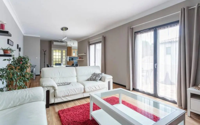 13 rue de la pyramide Bel Appartement