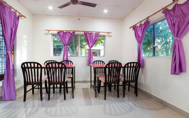 OYO 47629 Hotel Paawan Home Stay & Restaurant