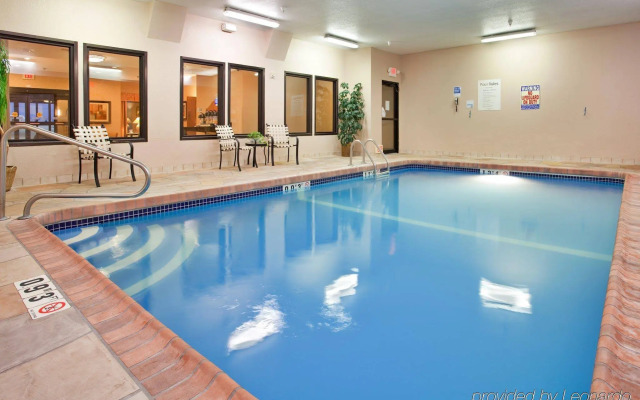 Holiday Inn Express Kansas City-Liberty by IHG