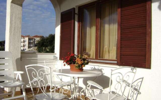 Ante - 60m From the sea - A1