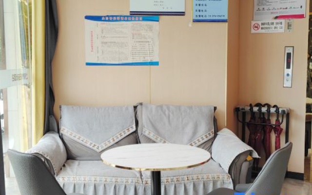 City 118 chain hotel (Lianghu Tianxia store) – Guest Rooms – Huangshi