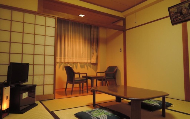 Hotel Laspa Takazaki – Guest Rooms – Miyakonojo