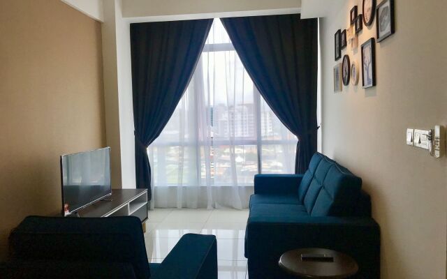 Sunset Seaview Vacation Condos at Infinity Avenue