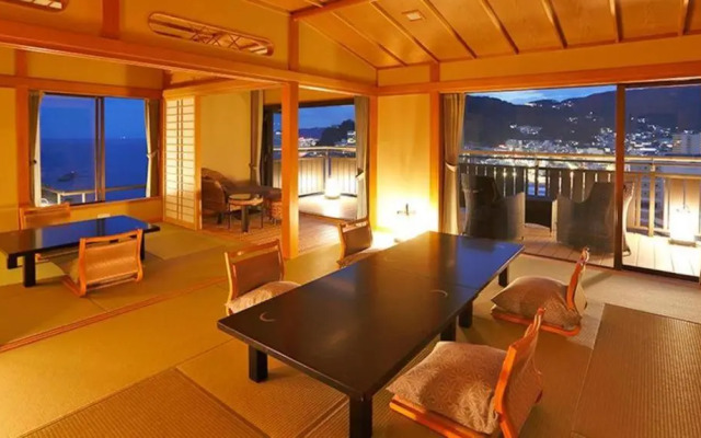 Tsukino Sumika Atami Juraku Hotel