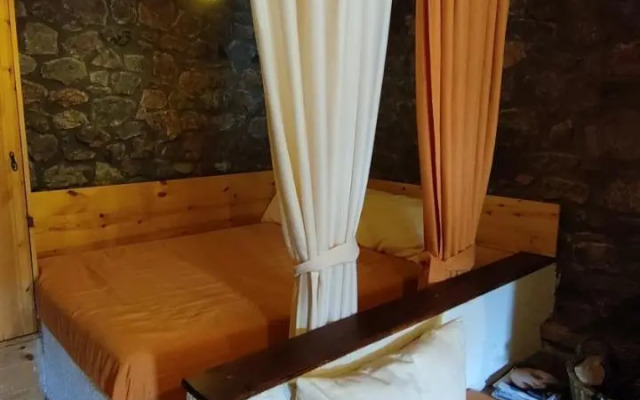 Traditional Cozy Apartments in Livadi Parnassos