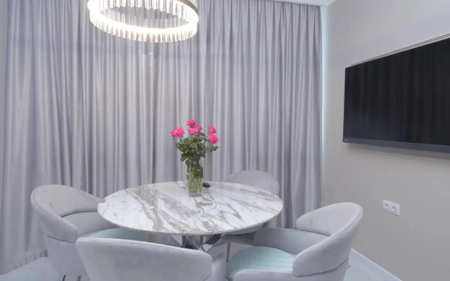 Апартаменты на проспекте Курортный 84