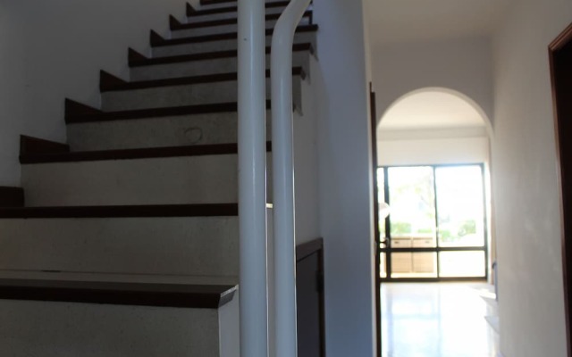 Luxury Villa Gaivota with 2 Balconies