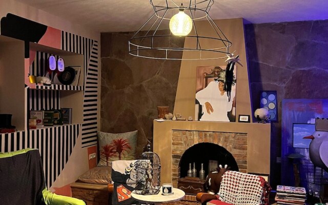 ART POiNT GUESTHOUSE