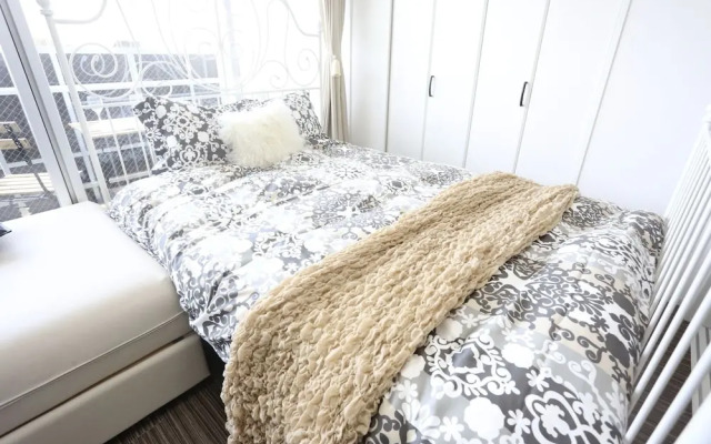 NANBA EAST Designer studio room