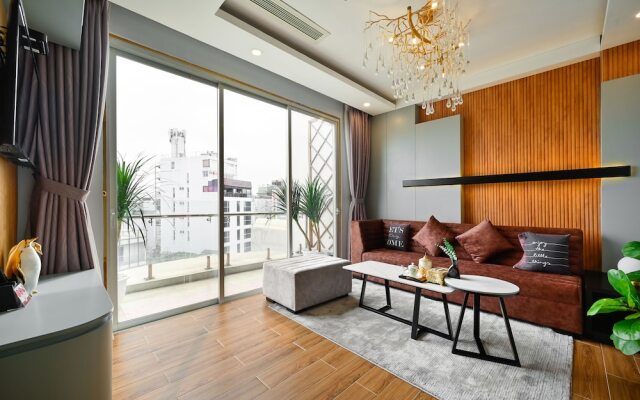 Saigon Royal Hotel CMT8