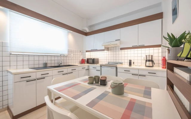 Philippos Acropolis Home by Cloudkeys