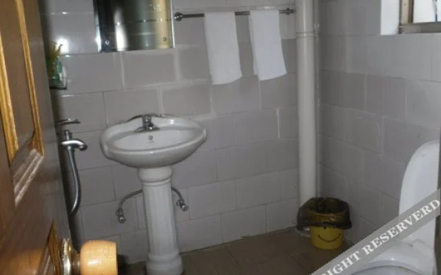 Longzhou Hostel
