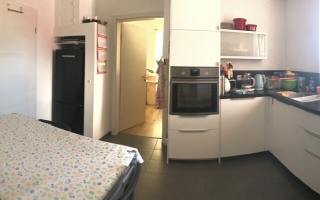 Ulm 2-room Apartment Near University & City Centre