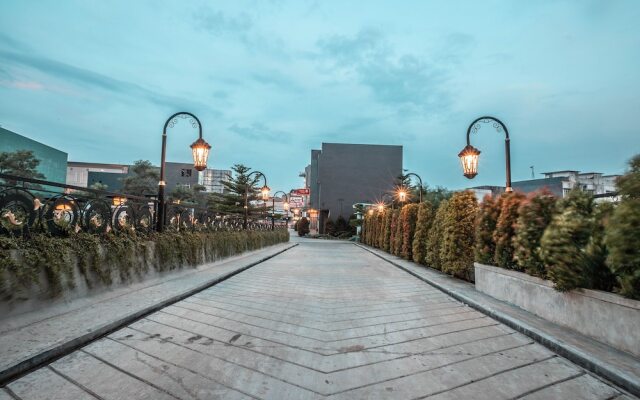 Oyo Flagship 728 Baileys Apartment