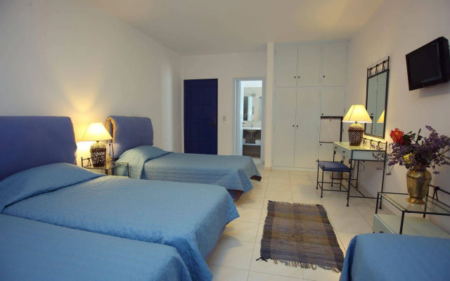 Pyrgaki Hotel