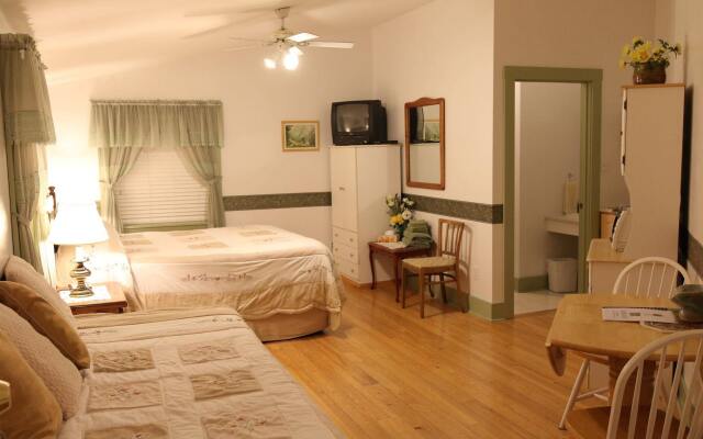 Anchorage House and Cottages