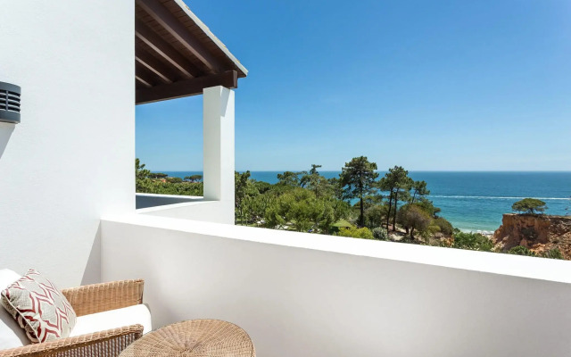 Pine Cliffs Suites