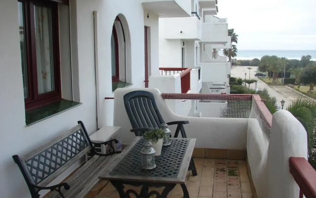 Apartment - 2 Bedrooms with Pool and Sea views - 107777