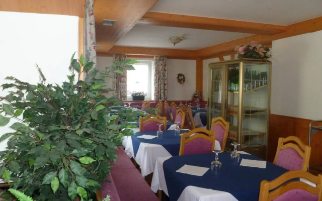 Hotel Alpenrose