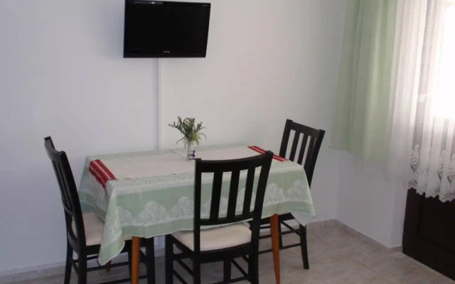 Apartments Maximir