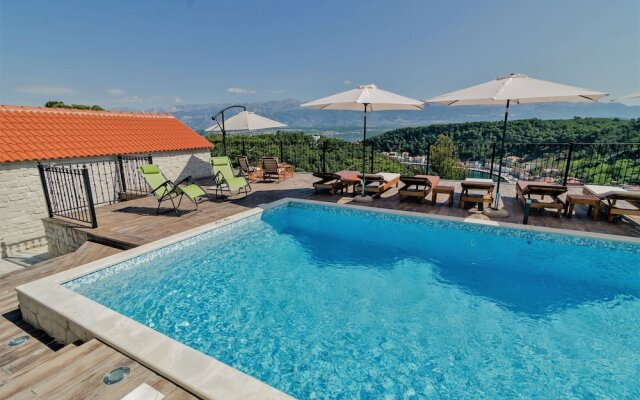 A1 Beautiful apt W.magnificent View and Pool use