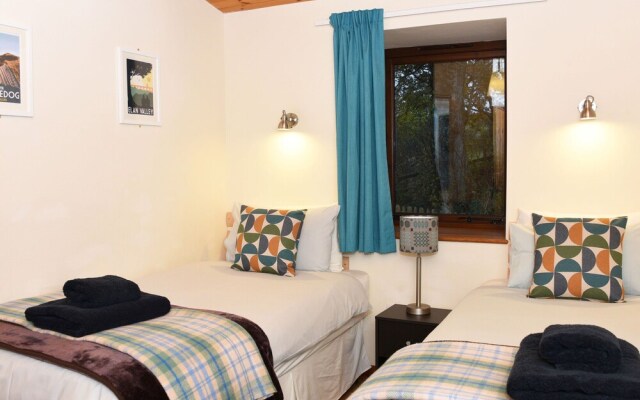 Sycamore Lodge