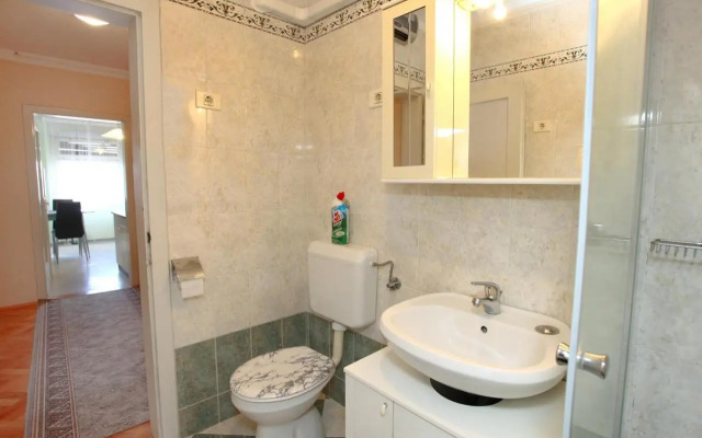 Apartment CVETKO