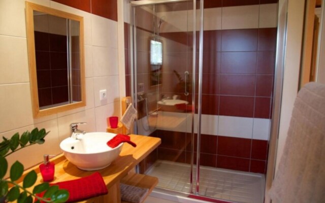 Le Petit Saint-Julien