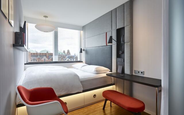 citizenM London Victoria Station