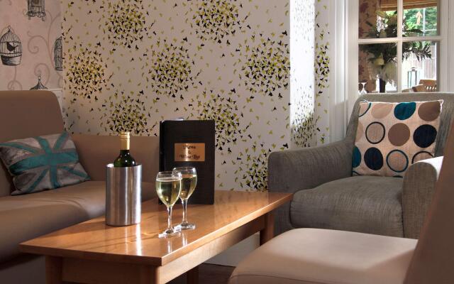 Deincourt Hotel