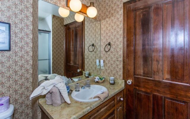 The Voges' Lake House