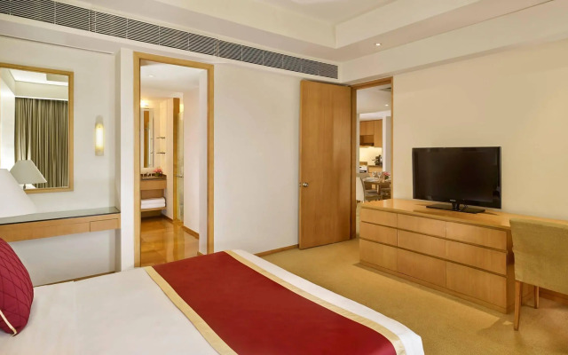 Grand Hyatt Mumbai Hotel and Serviced Apartments