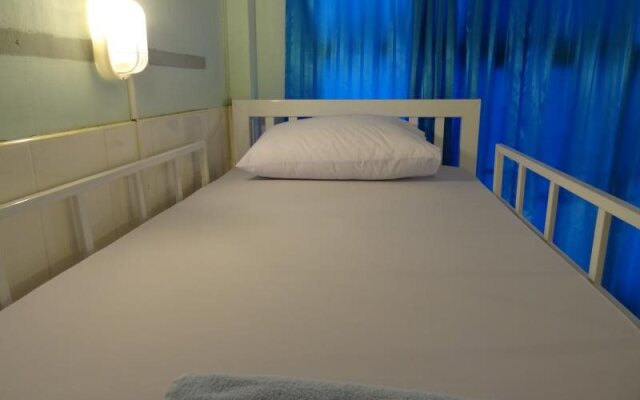 Khaosan River Inn Hostel