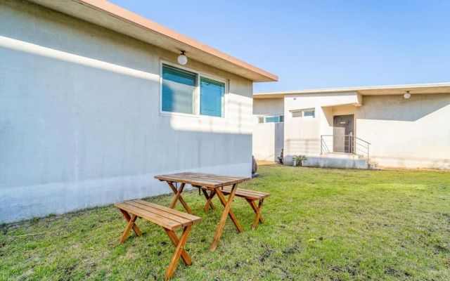 Jeju Byeoleuldameunbaramarae Pension