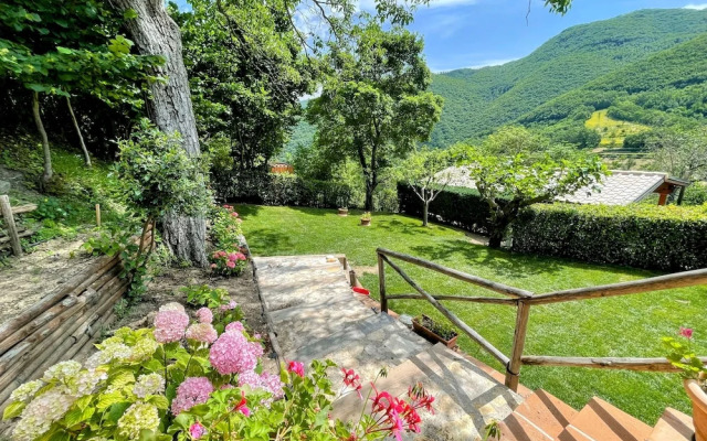 Spoleto Splash : Casetta/slps 4/5 Wifi/dishwasher - Beautiful Private Garden