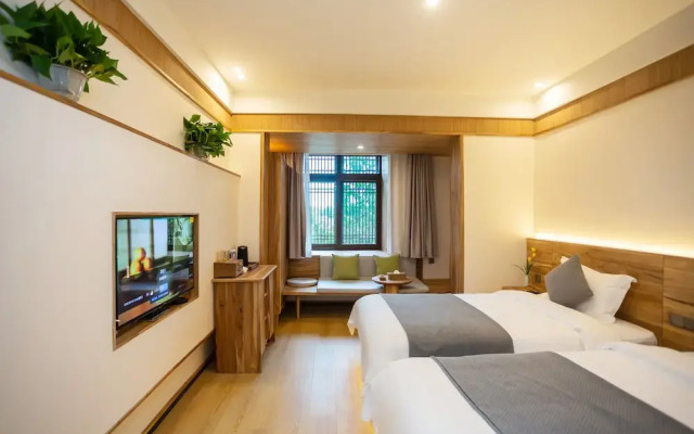 Bie You Dong Tian.Mountain home