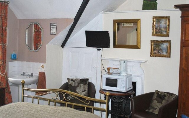 Hillview Guest House