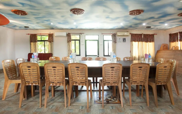 OYO 485 Hotel Holy Lodge Annexe