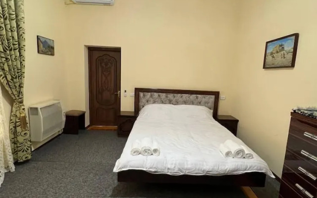 Sweet Home
