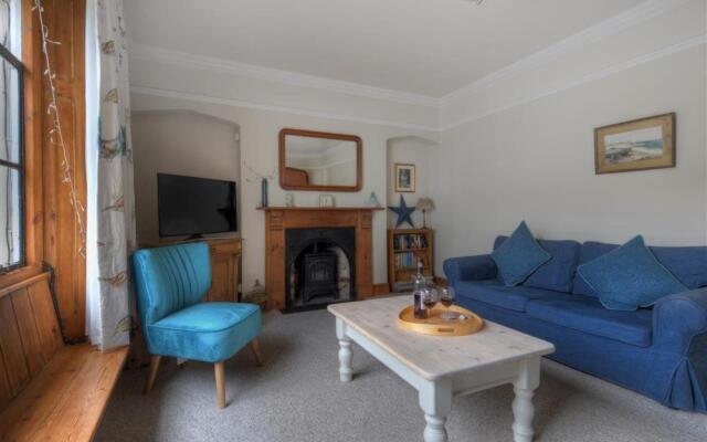 5 Belmont Terrace
