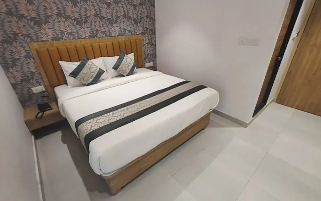Hotel Morya Residency Parel