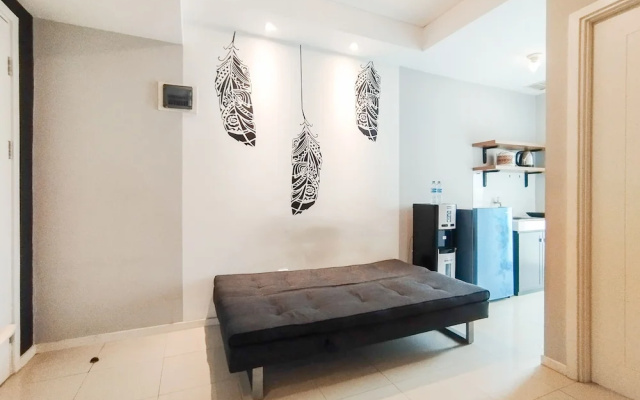 Stylish 1Br Apartment Parahyangan Residence